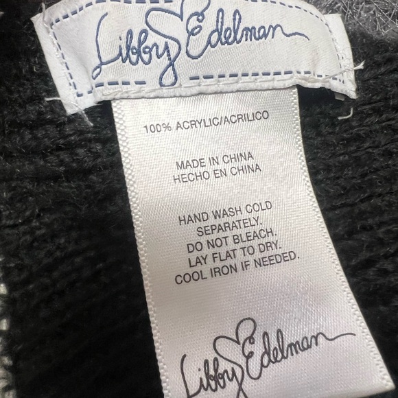 Black Winter Scarf with Fringe! - Picture 11 of 11